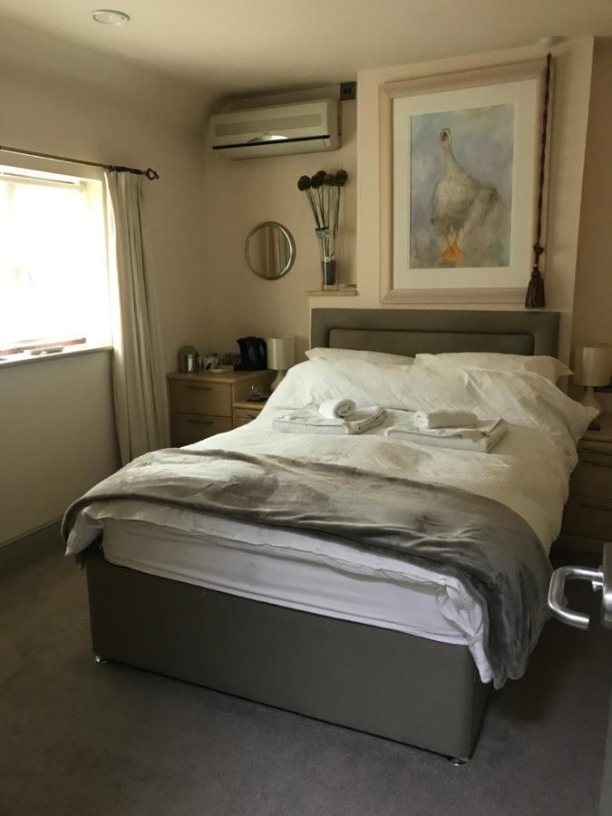 Highview Bed And Breakfast Nailsworth Esterno foto